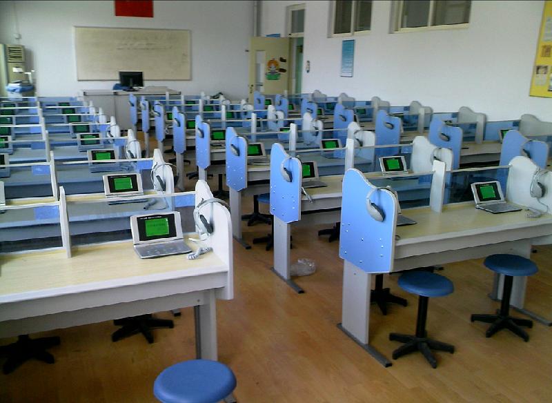 數字語音室、模擬語音室